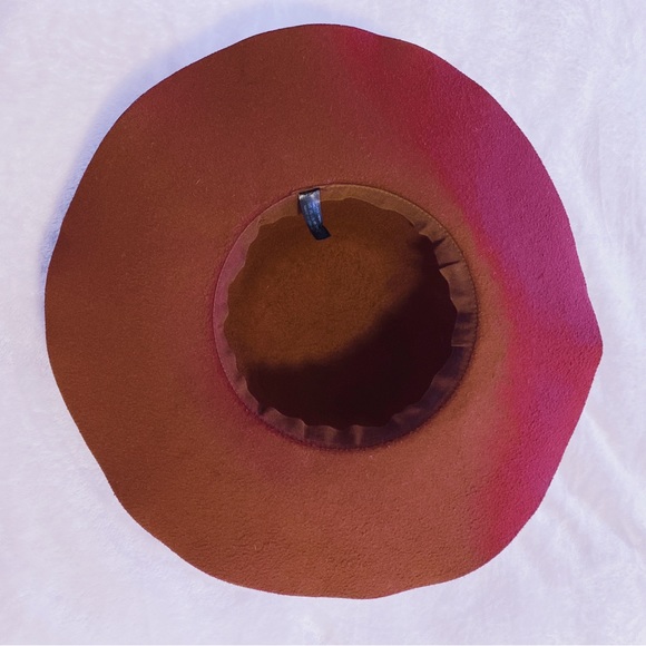 Burgundy Hat - Picture 2 of 3